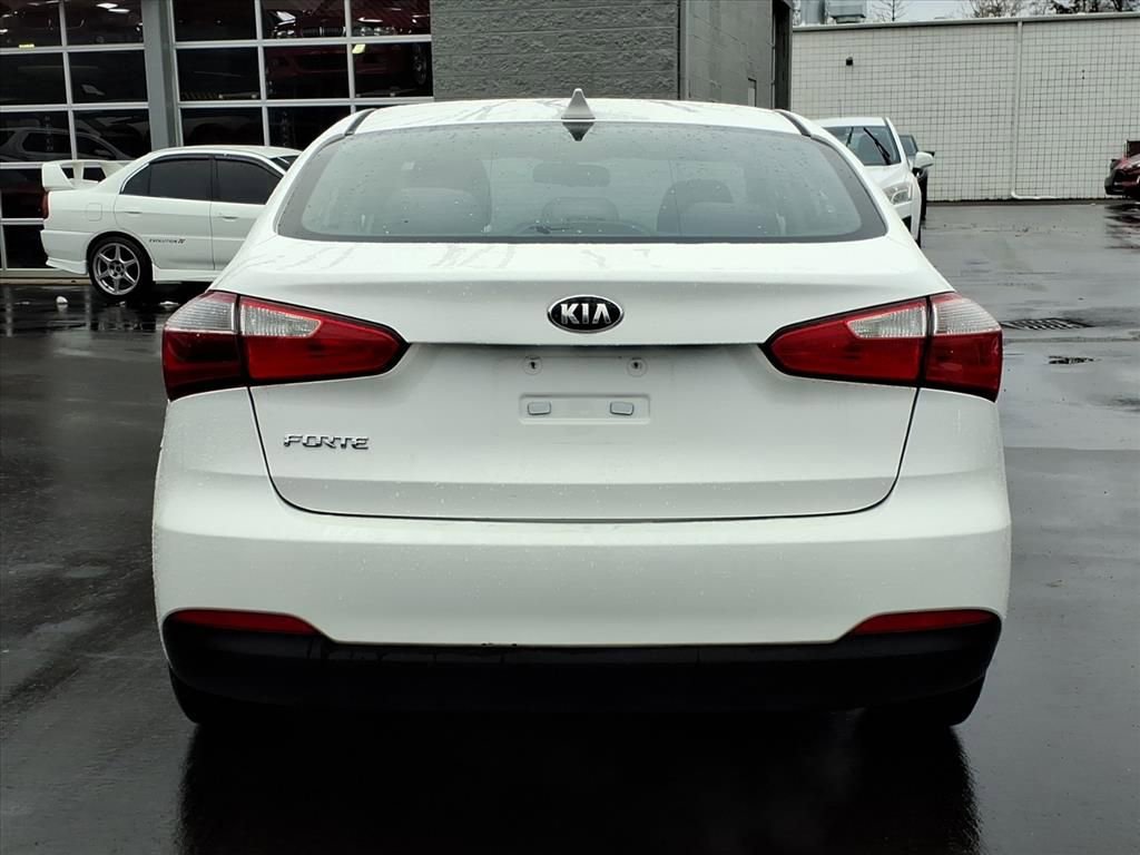 Used 2014 Kia Forte LX w/ Popular Package FWD image 4