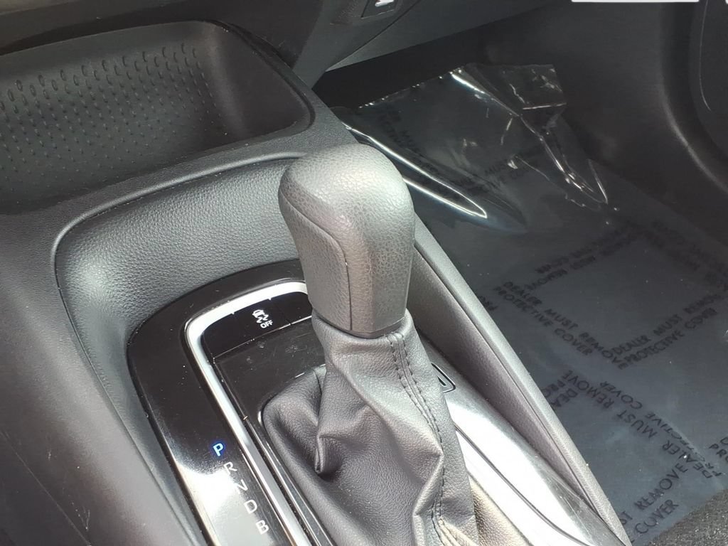 Used 2025 Toyota Corolla LE FWD image 21