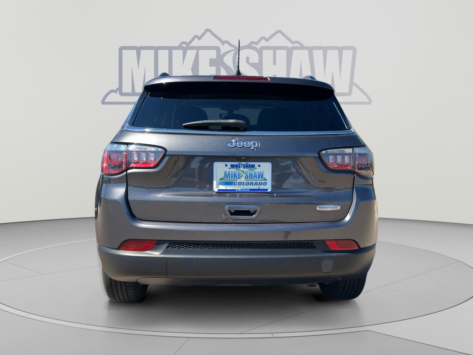 Used 2020 Jeep Compass Latitude FWD image 4