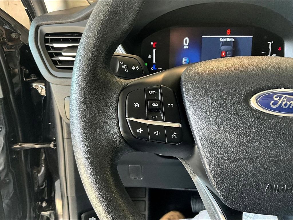 Used 2025 Ford Escape Active AWD/4WD image 23