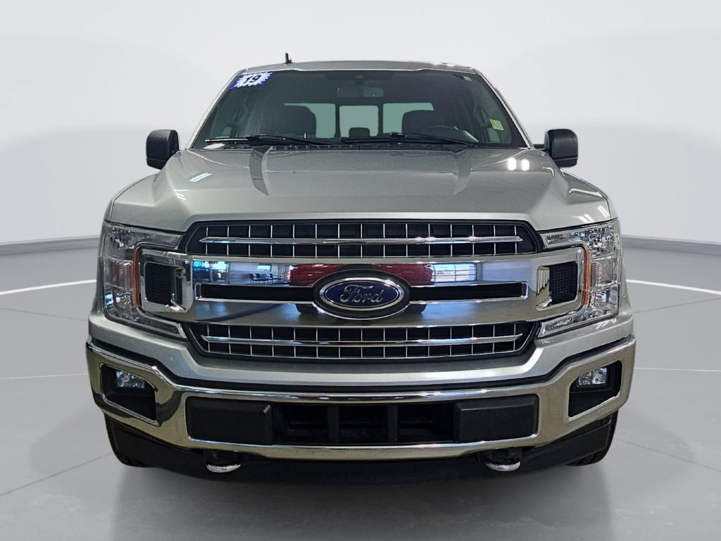 Used 2019 Ford F150 XLT w/ Equipment Group 302A Luxury AWD/4WD image 10