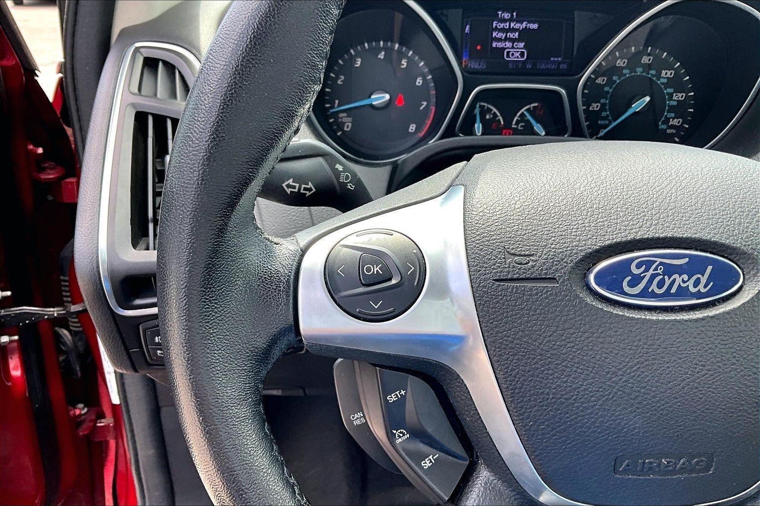 Used 2013 Ford Focus Titanium w/ Titanium Handling Pkg FWD image 17
