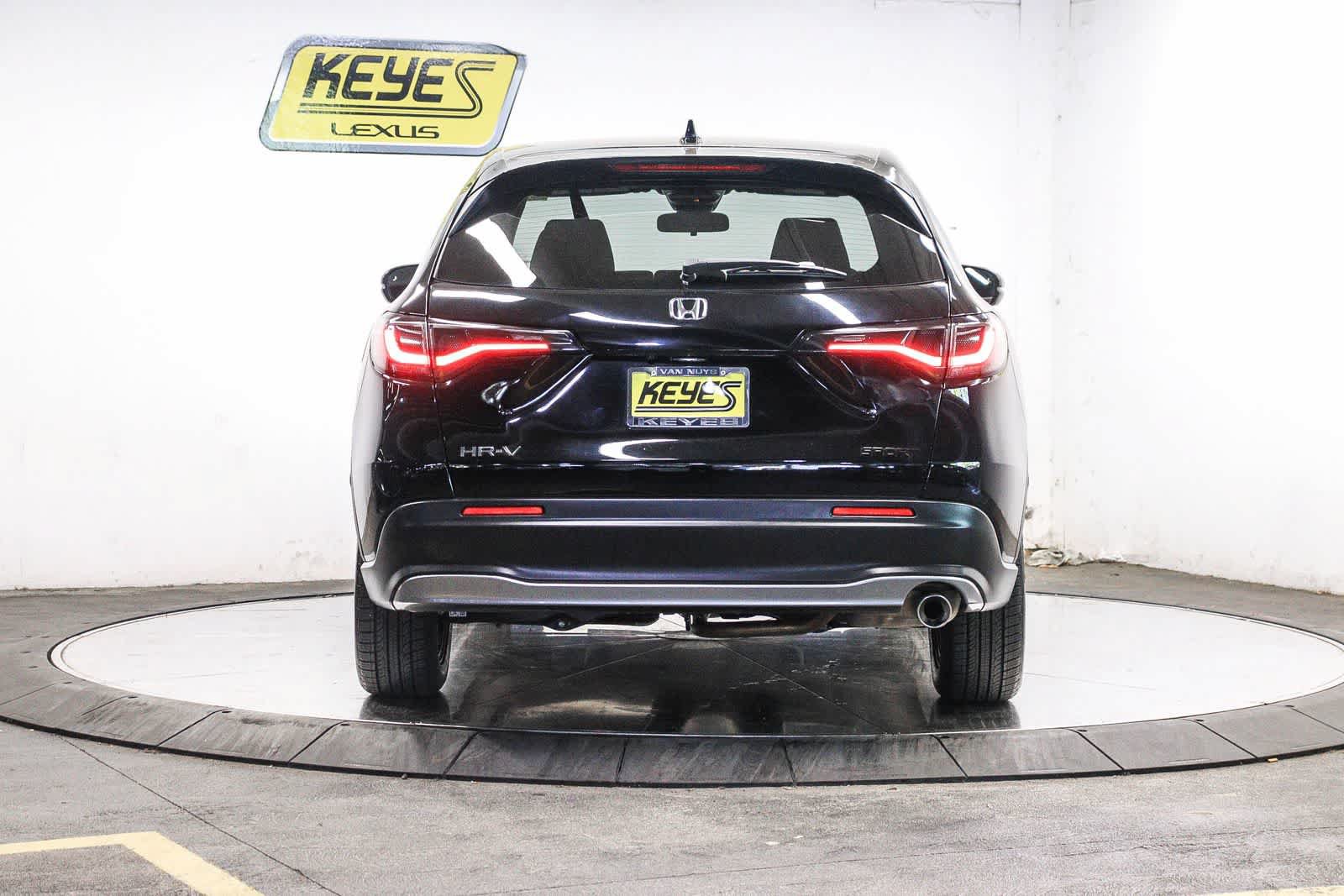 Used 2024 Honda HR-V Sport image 3