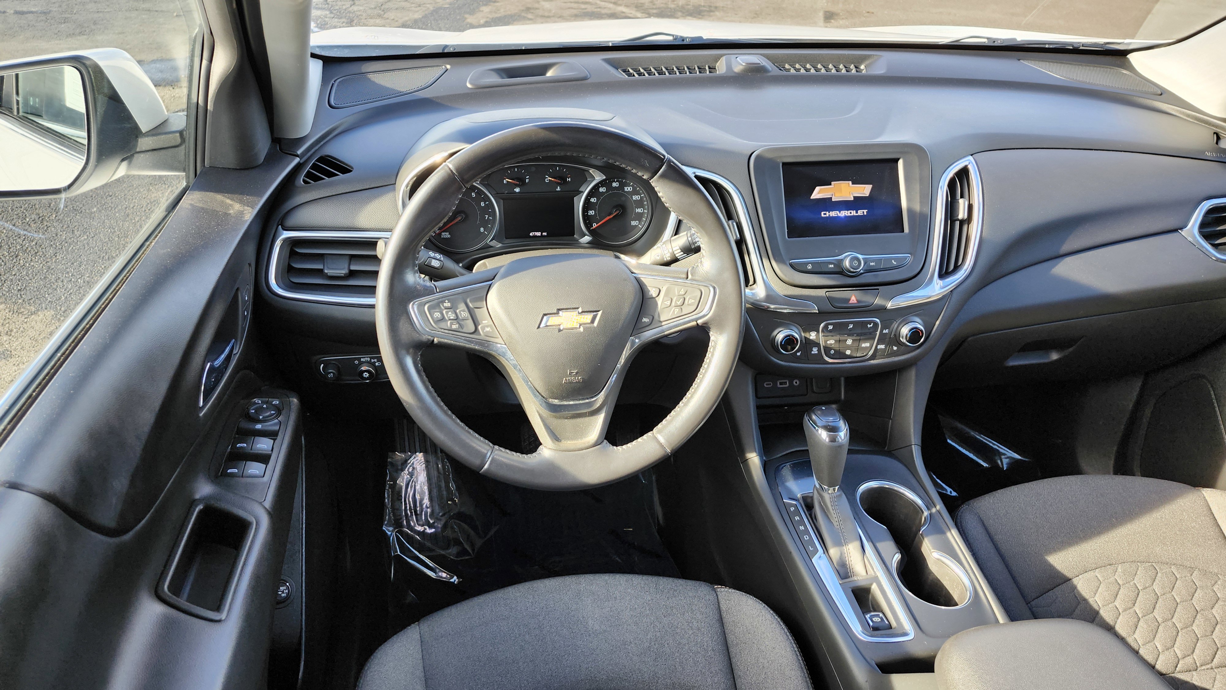 Used 2020 Chevrolet Equinox LT image 28