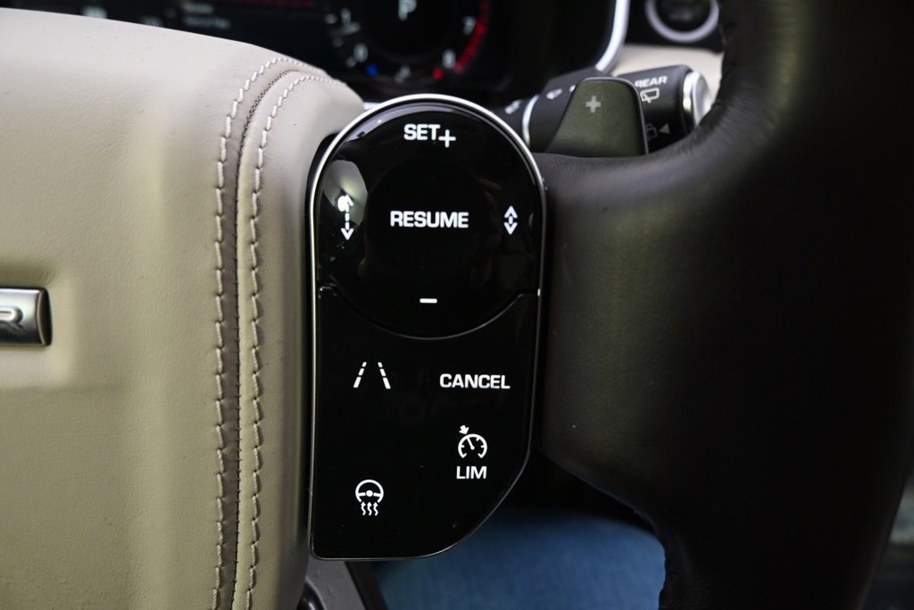 Used 2019 Land Rover Range Rover Supercharged image 34