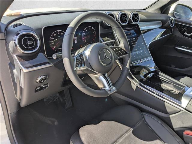 Used 2026 Mercedes-Benz GLC 300 image 3