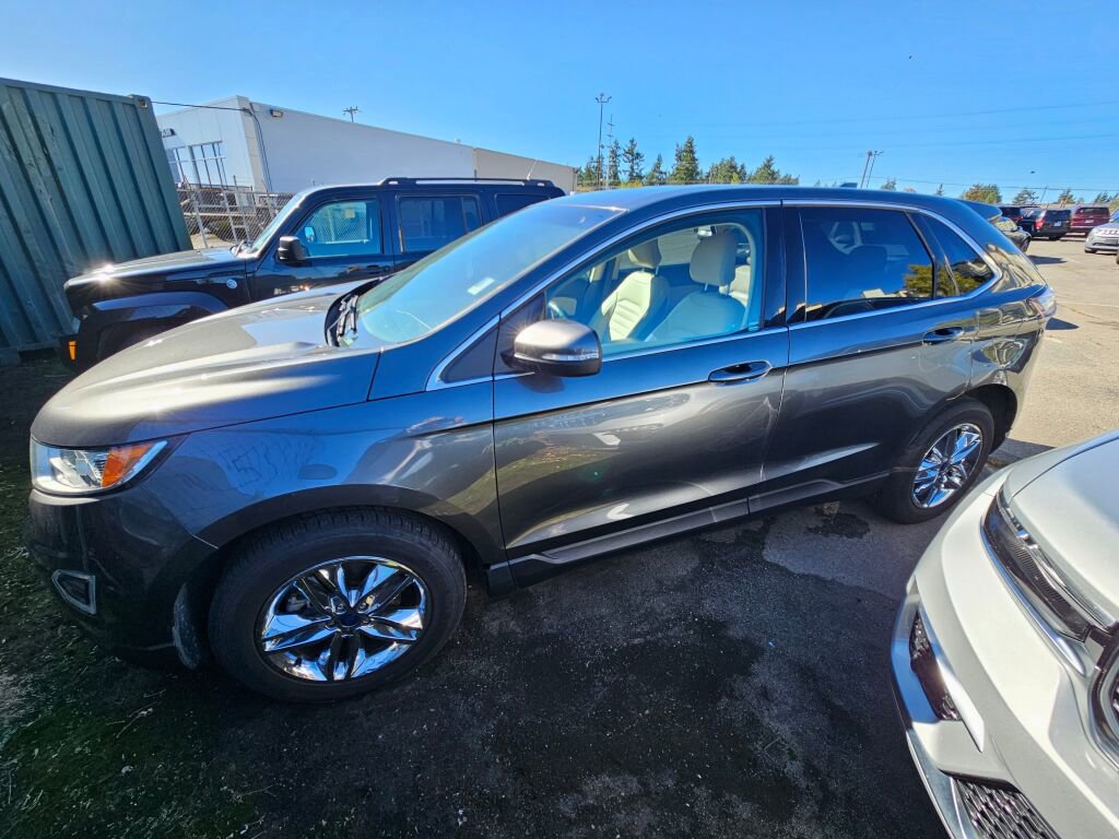 Used 2017 Ford Edge SEL w/ Equipment Group 201A image 5