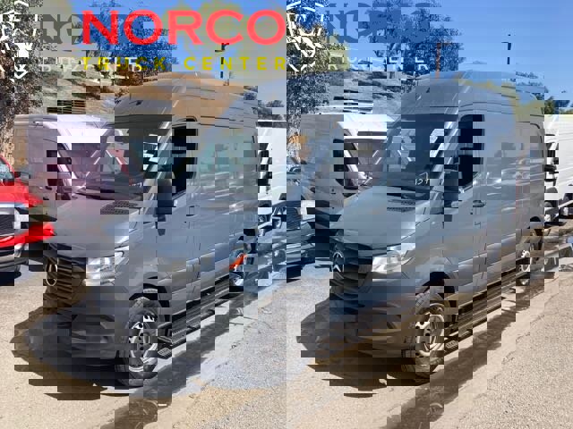 Used 2019 Mercedes-Benz Sprinter 144 image 1
