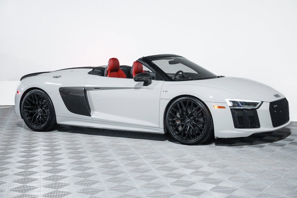 Used 2018 Audi R8 V10 plus image 14
