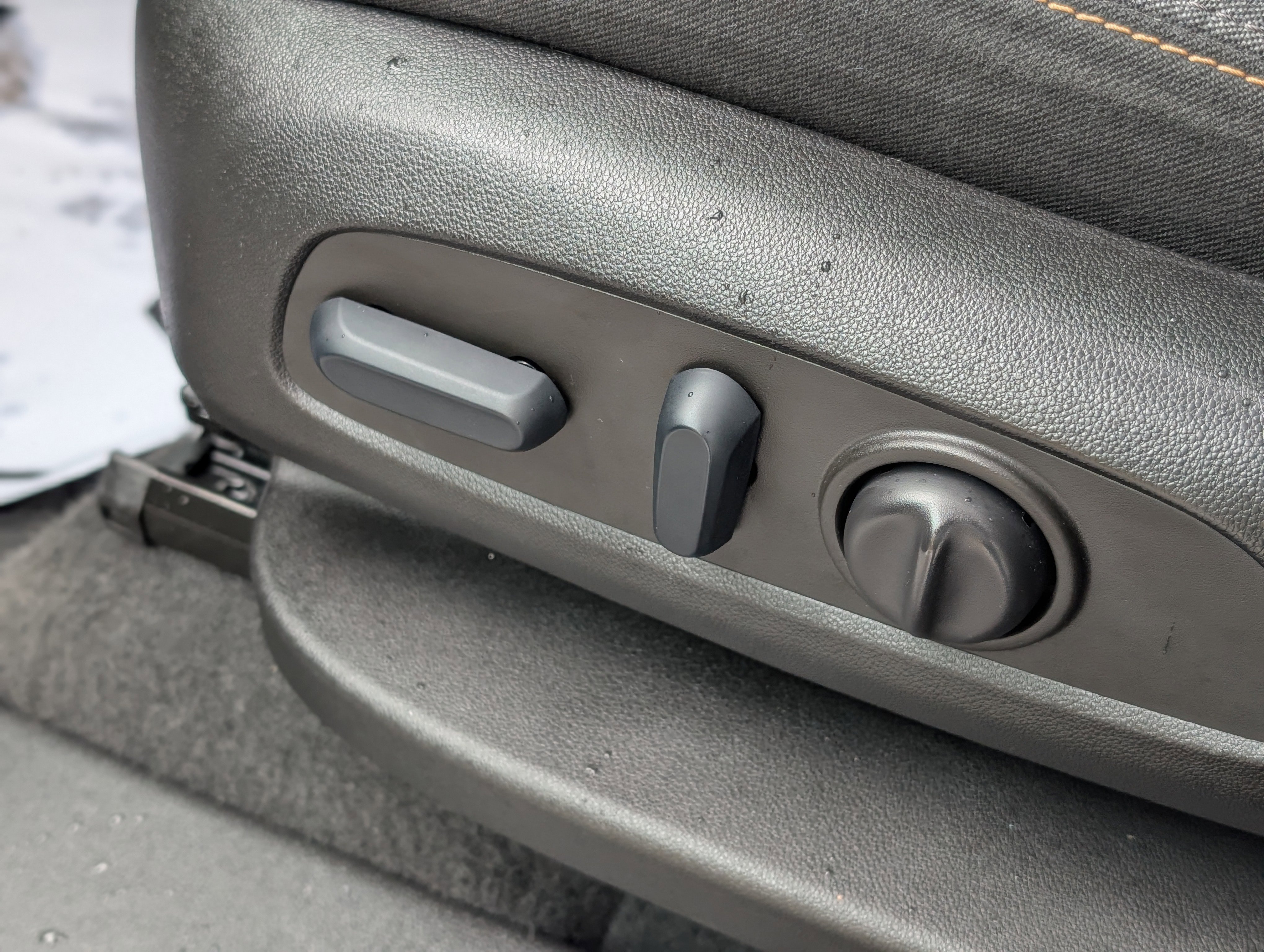 Used 2022 Chevrolet Equinox LT image 30