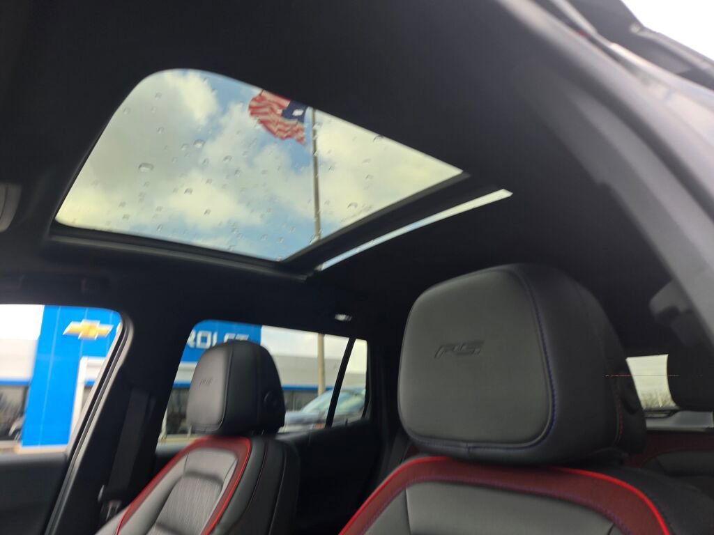 New 2026 Chevrolet Equinox RS w/ Safety and Technology Package AWD/4WD image 18