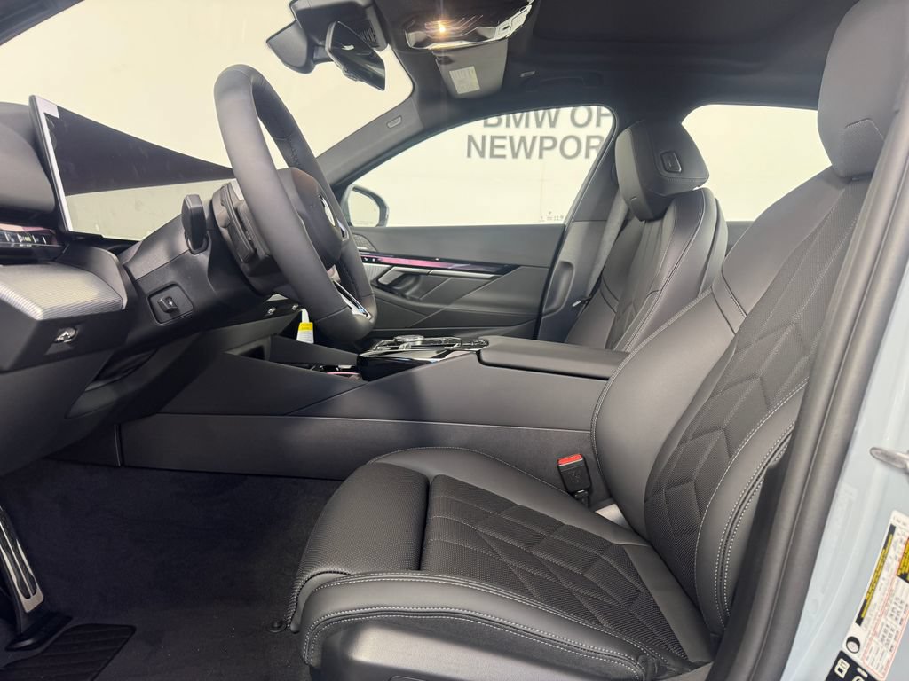 New 2027 BMW 530i xDrive w/ M Sport Package AWD/4WD image 2