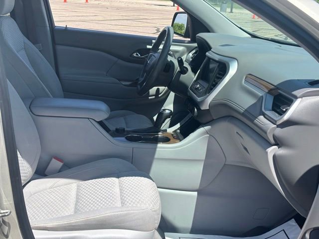 Used 2017 GMC Acadia SLE AWD/4WD image 22