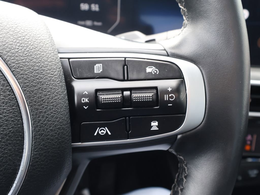 Used 2025 Kia K5 EX image 15
