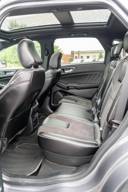 Used 2022 Ford Edge ST w/ Equipment Group 401A AWD/4WD image 11