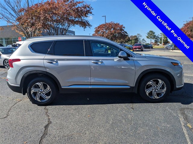 Certified 2022 Hyundai Santa Fe SEL w/ Convenience + Premium Package image 3