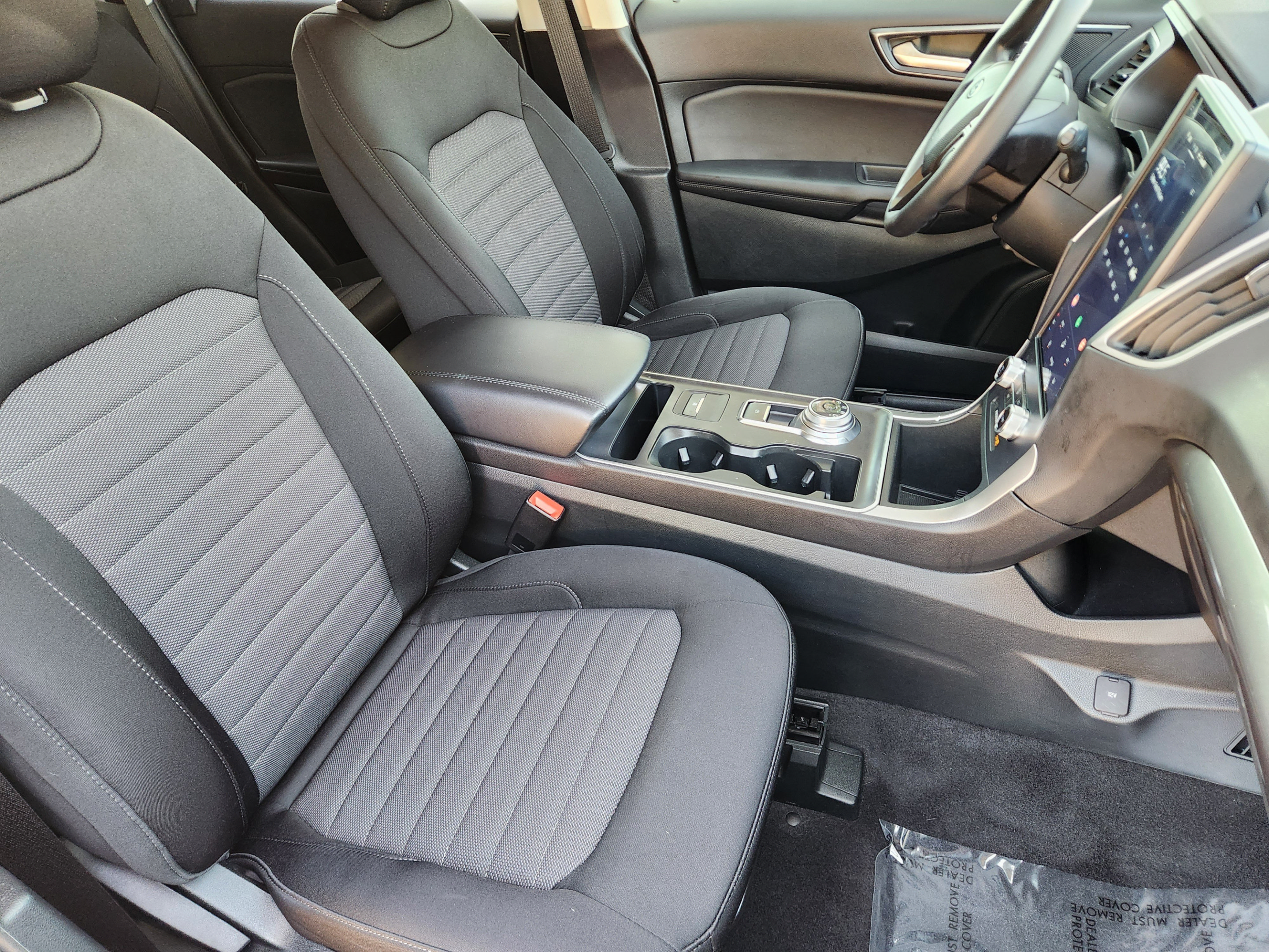 Used 2022 Ford Edge SE AWD/4WD image 6