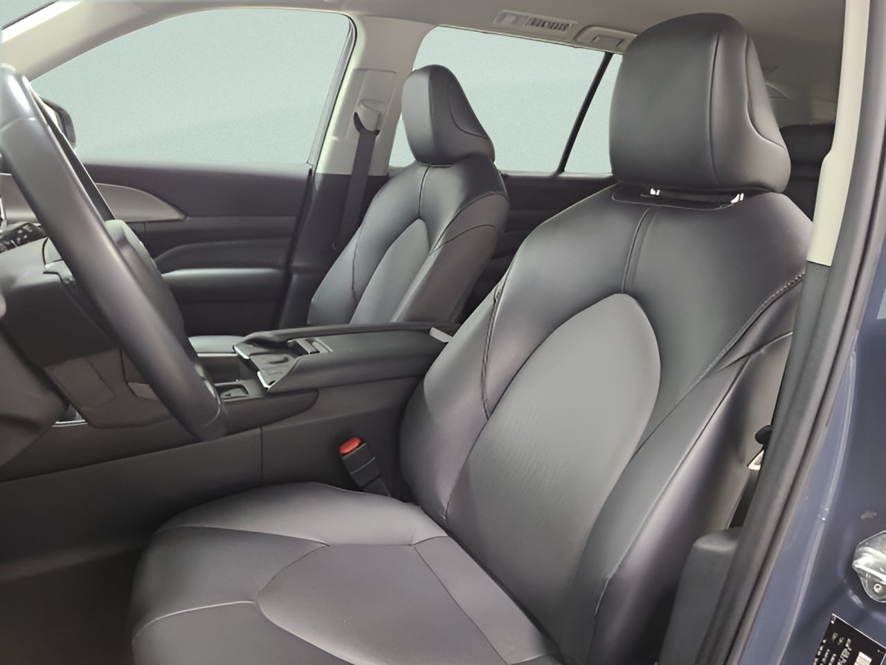 Used 2024 Toyota Grand Highlander AWD image 19