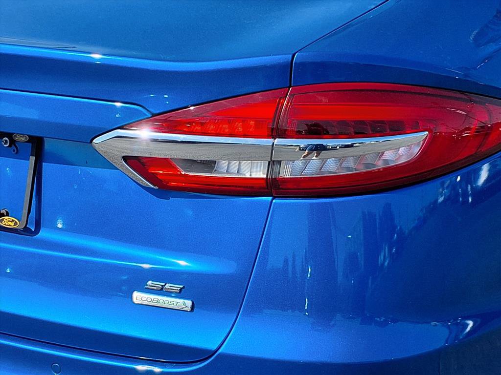 Used 2020 Ford Fusion SE image 48