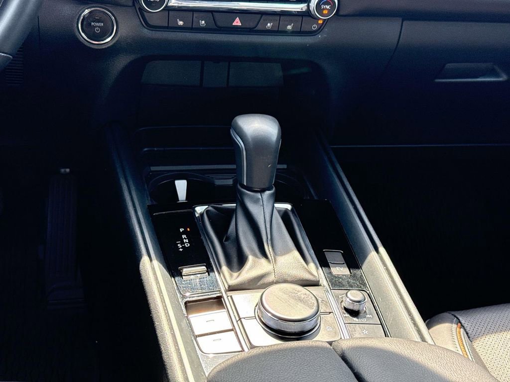 Certified 2025 MAZDA CX-50 2.5 Hybrid w/ Weather Package image 22