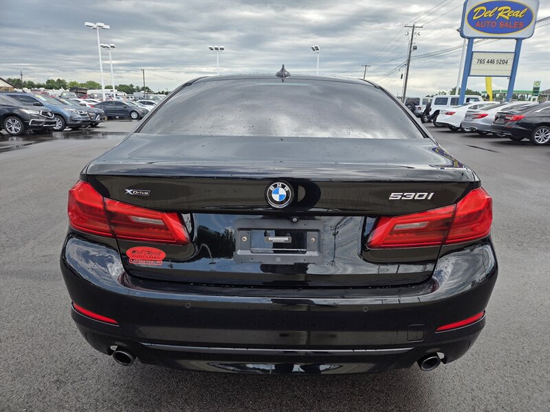 Used 2020 BMW 530i xDrive w/ Convenience Package AWD/4WD image 4