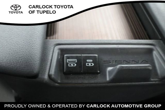 Used 2022 Toyota Sienna LE FWD image 31