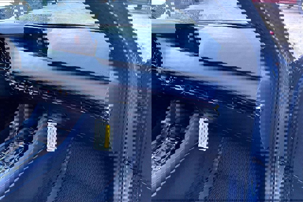 Used 2025 MAZDA MAZDA3 Carbon image 16