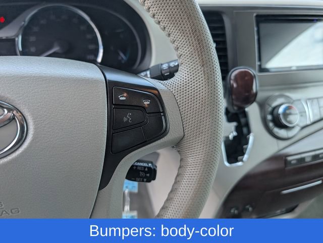 Used 2011 Toyota Sienna XLE w/ Entertainment Pkg FWD image 17