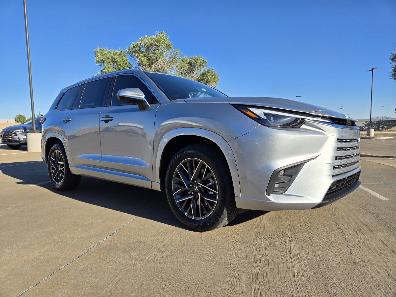 New 2026 Lexus TX 350 AWD image 2