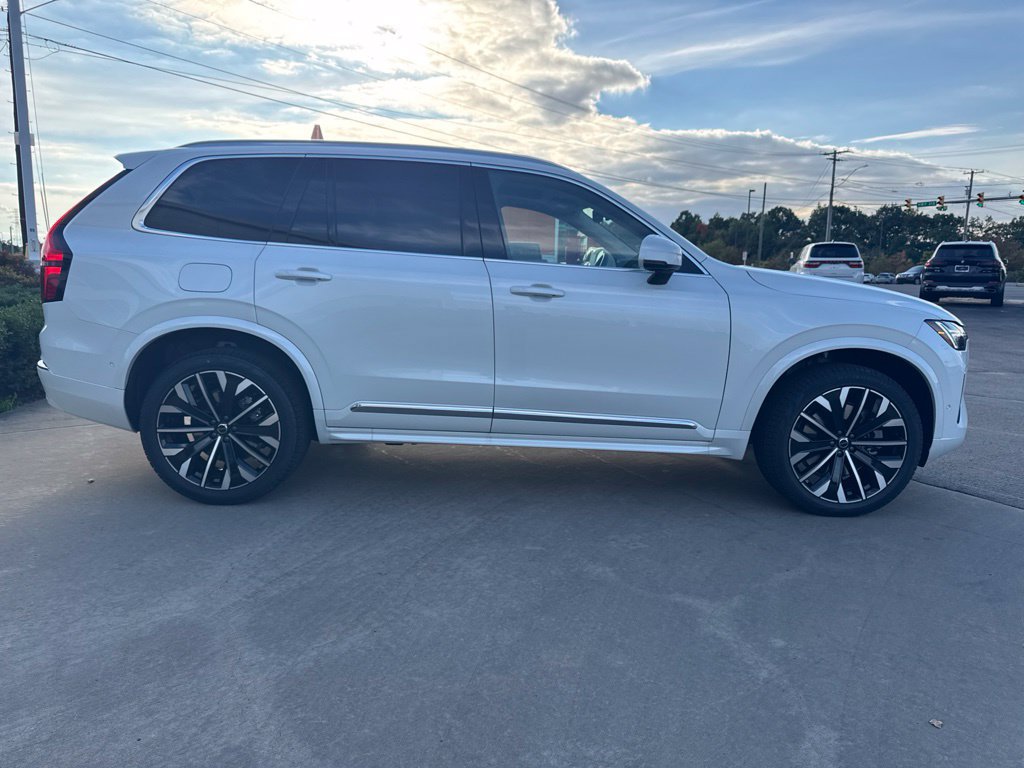 New 2027 Volvo XC90 T8 Ultra AWD/4WD image 4
