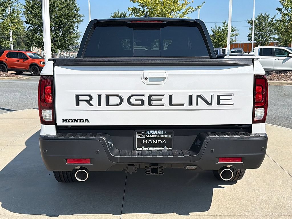 New 2026 Honda Ridgeline Black Edition image 5