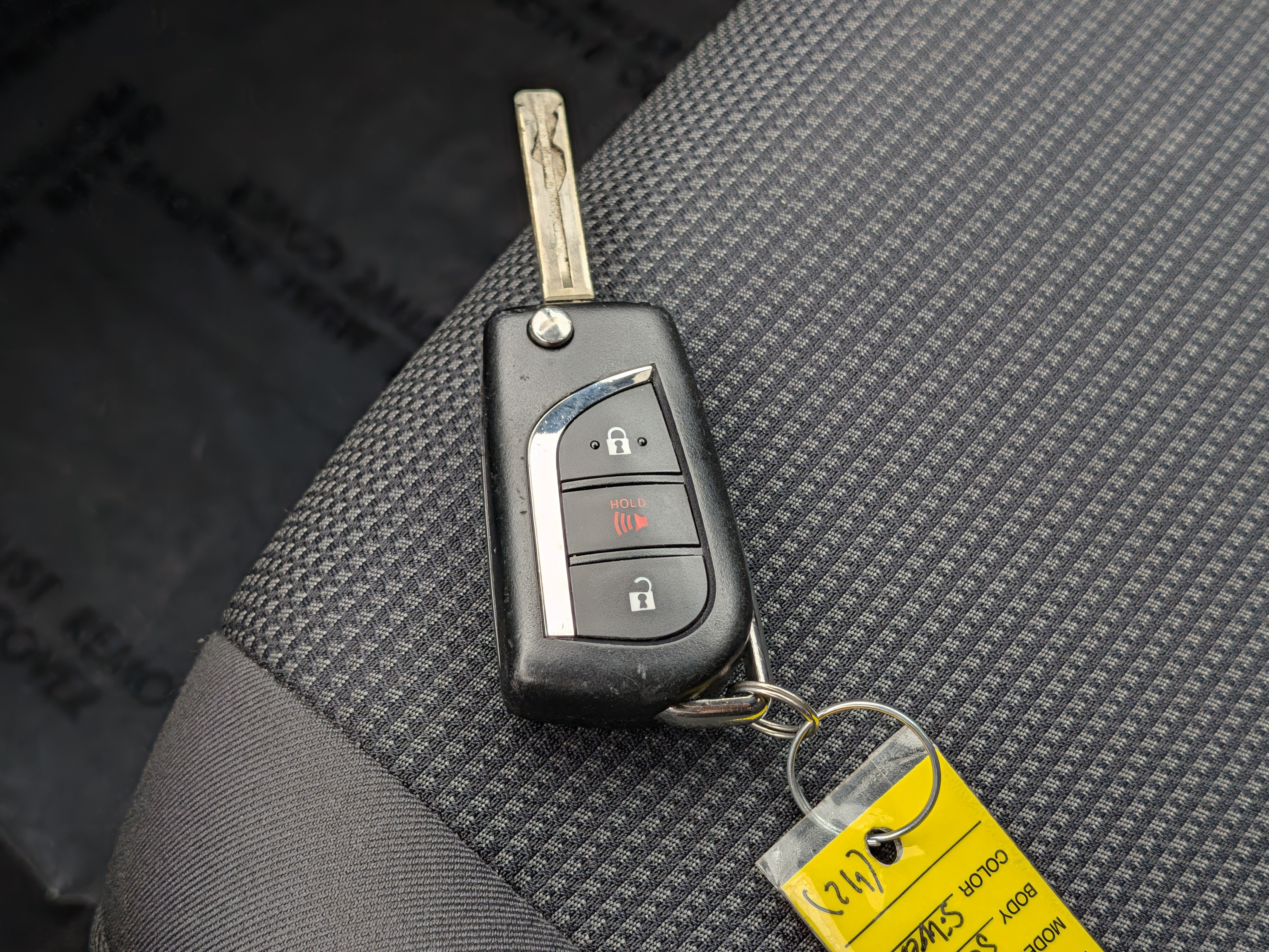 Used 2020 Toyota RAV4 LE w/ All Weather Liner Package AWD/4WD image 34