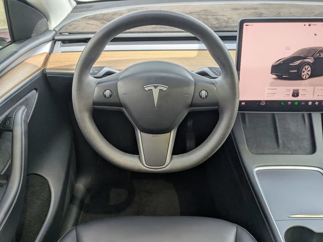 Used 2022 Tesla Model Y Long Range AWD/4WD image 13