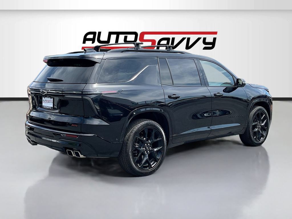 Used 2025 Chevrolet Traverse RS w/ LPO, Floor Liner Package AWD/4WD image 7