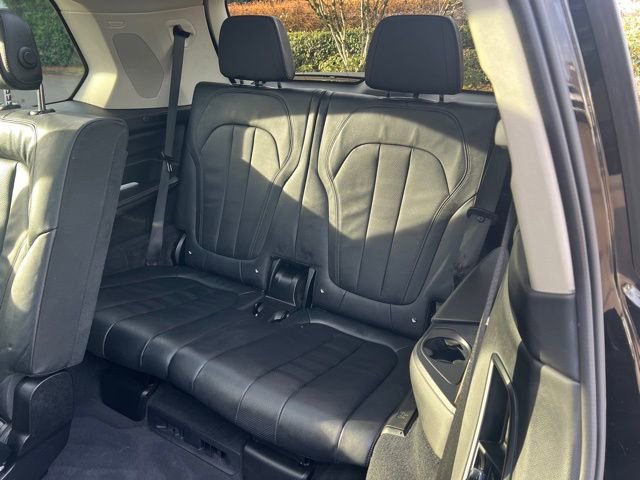 Used 2021 BMW X7 xDrive40i w/ Premium Package image 13