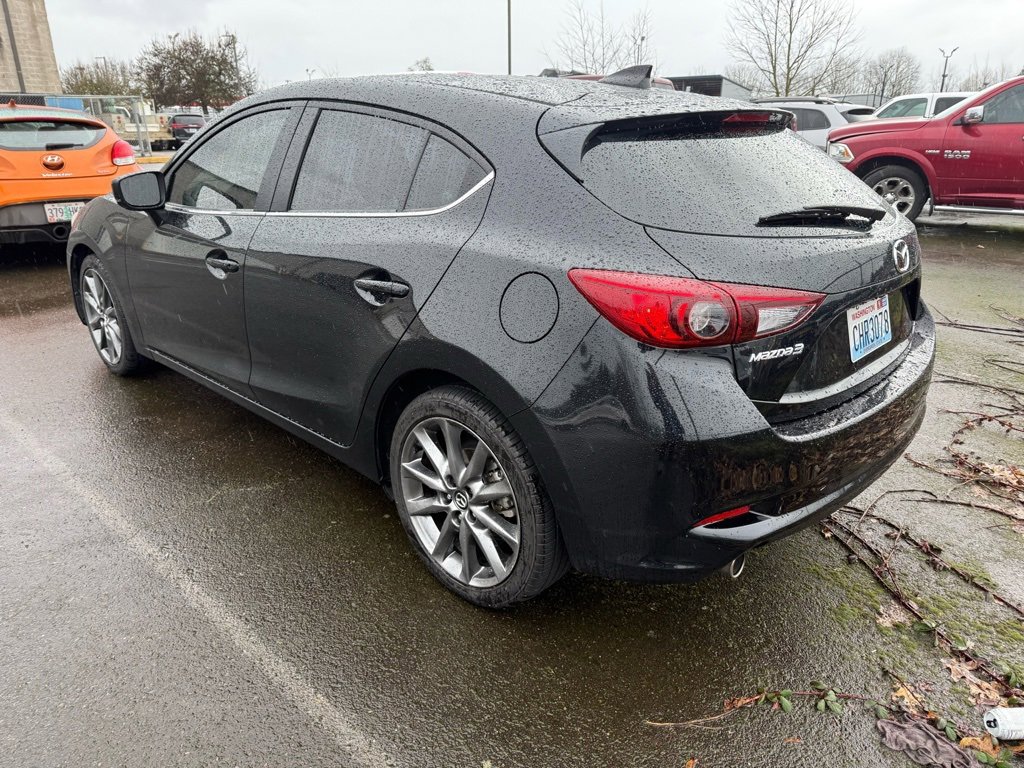 Used 2018 MAZDA MAZDA3 Touring image 3