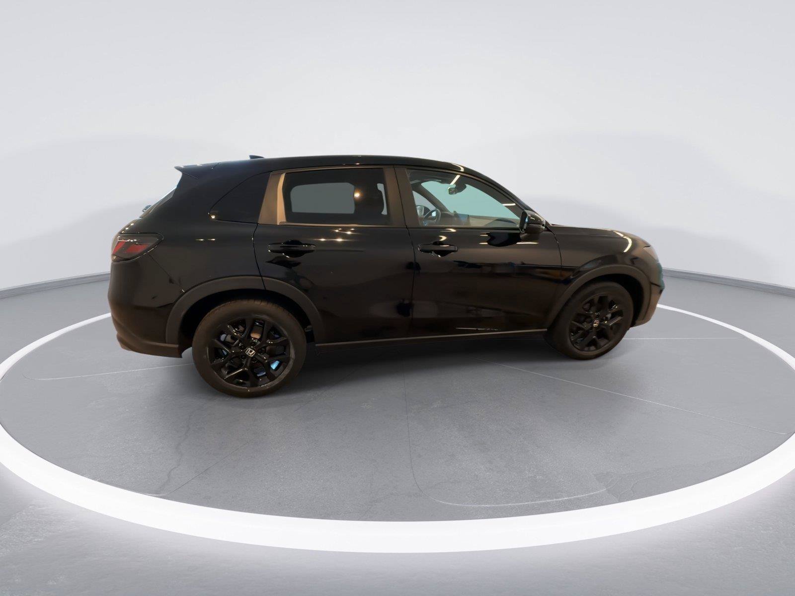 Used 2024 Honda HR-V Sport image 9