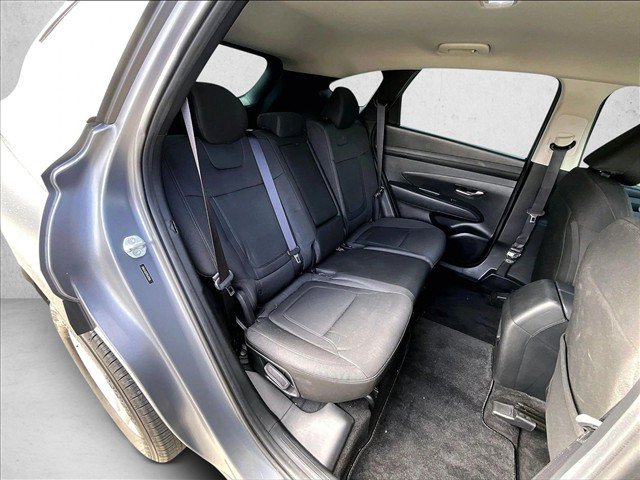Used 2025 Hyundai Tucson SE FWD image 29