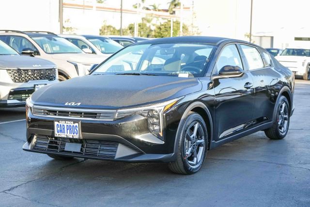 New 2026 Kia K4 FWD image 12