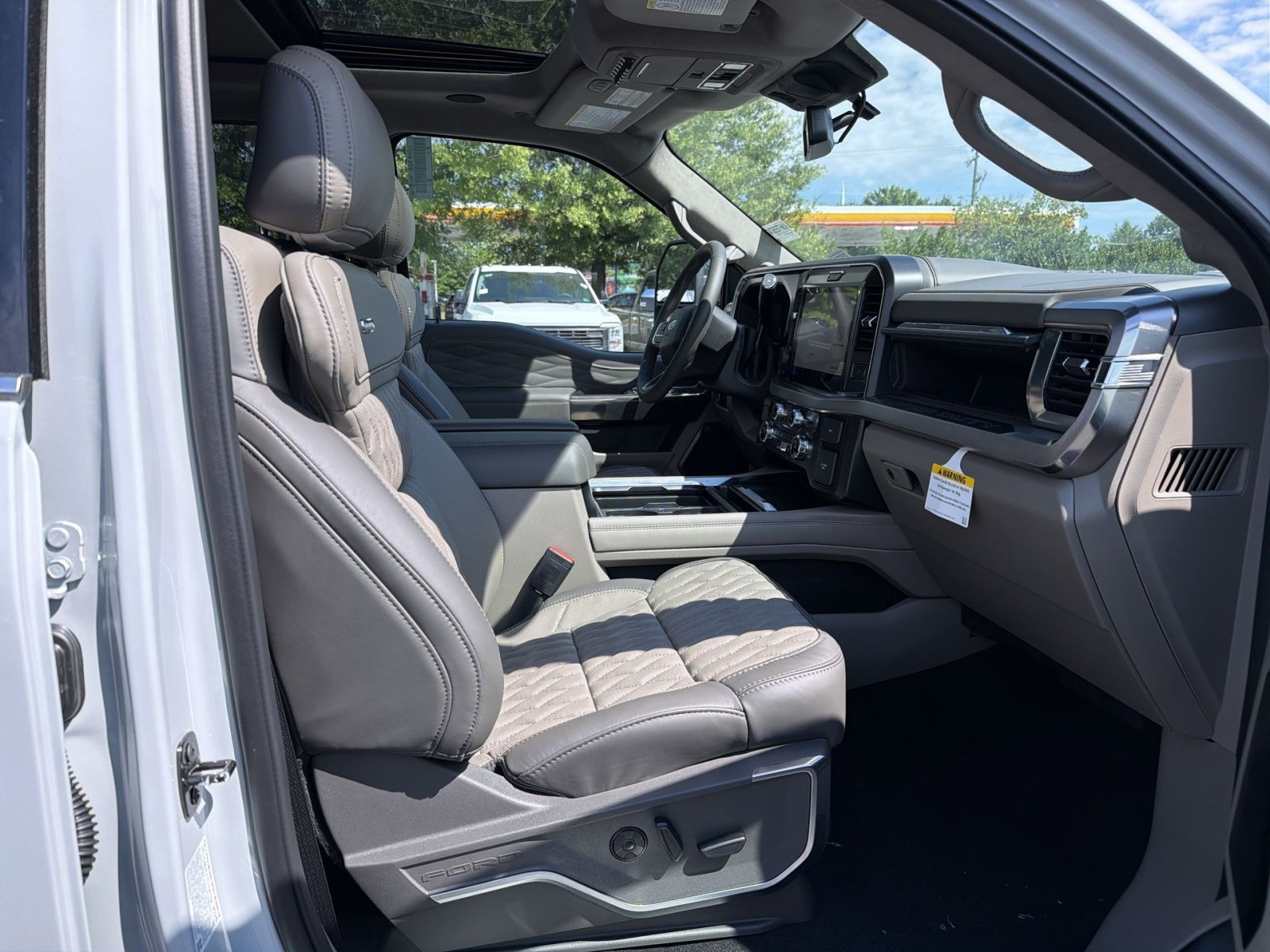 New 2026 Ford F350 Platinum w/ Platinum Plus Package AWD/4WD image 27