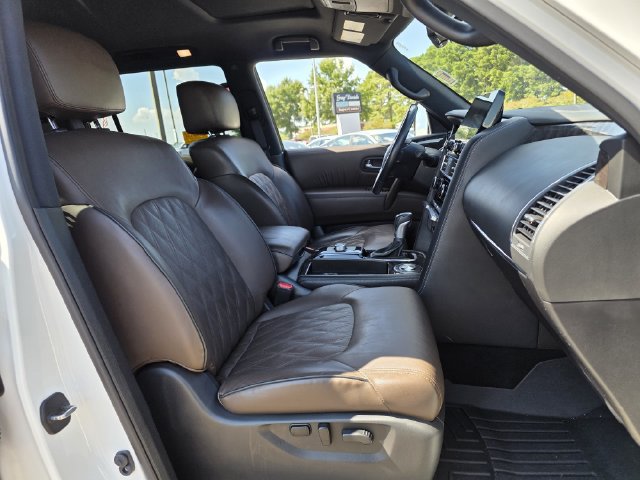 Used 2023 Nissan Armada Platinum w/ Captain's Chairs Package RWD image 36