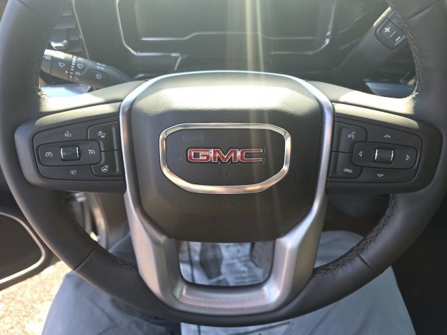 Used 2025 GMC Sierra 1500 Elevation image 17