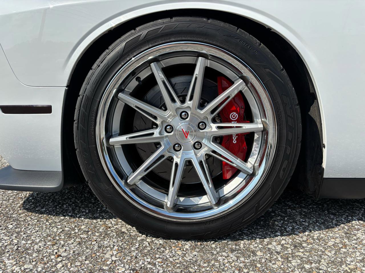 Used 2018 Dodge Challenger SRT Hellcat image 26