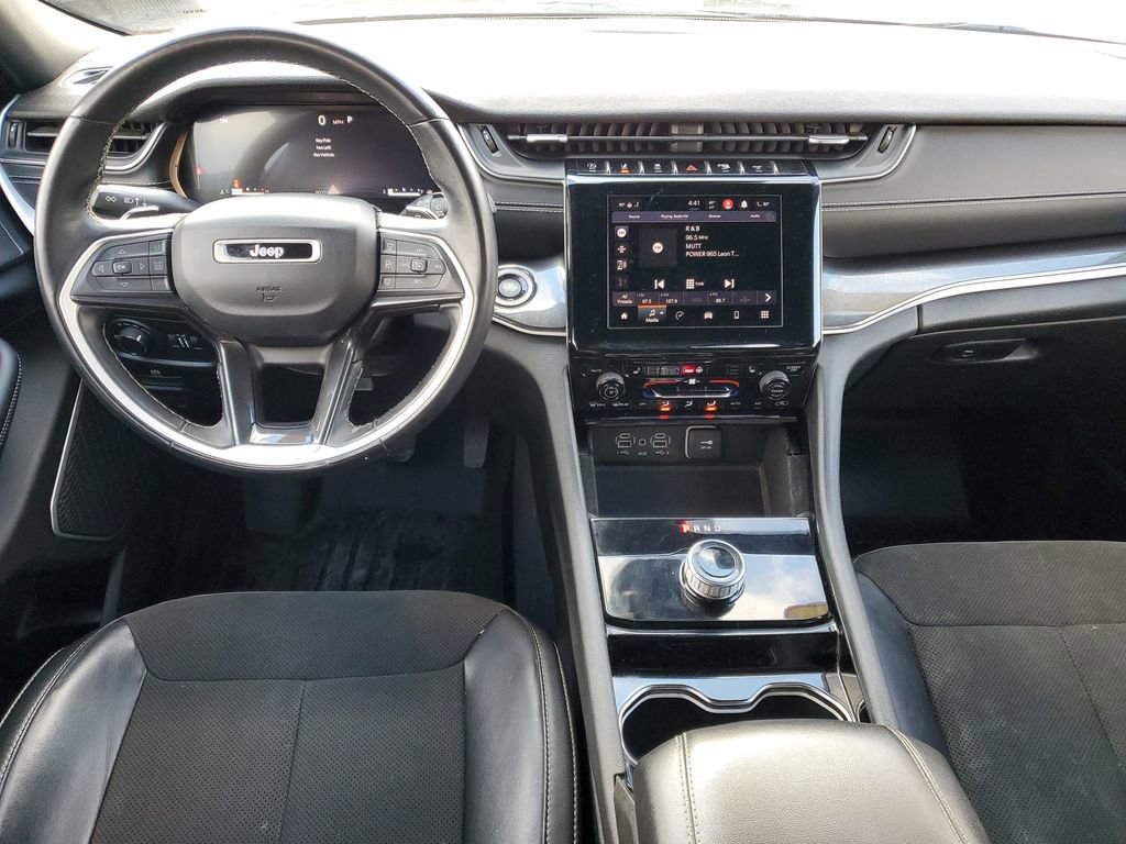 Used 2021 Jeep Grand Cherokee L Laredo image 23