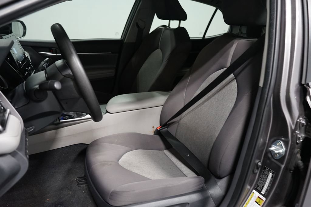 Used 2024 Toyota Camry LE w/ Convenience Package FWD image 6