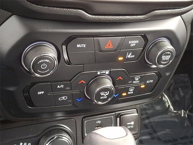 Used 2022 Jeep Renegade Limited image 15