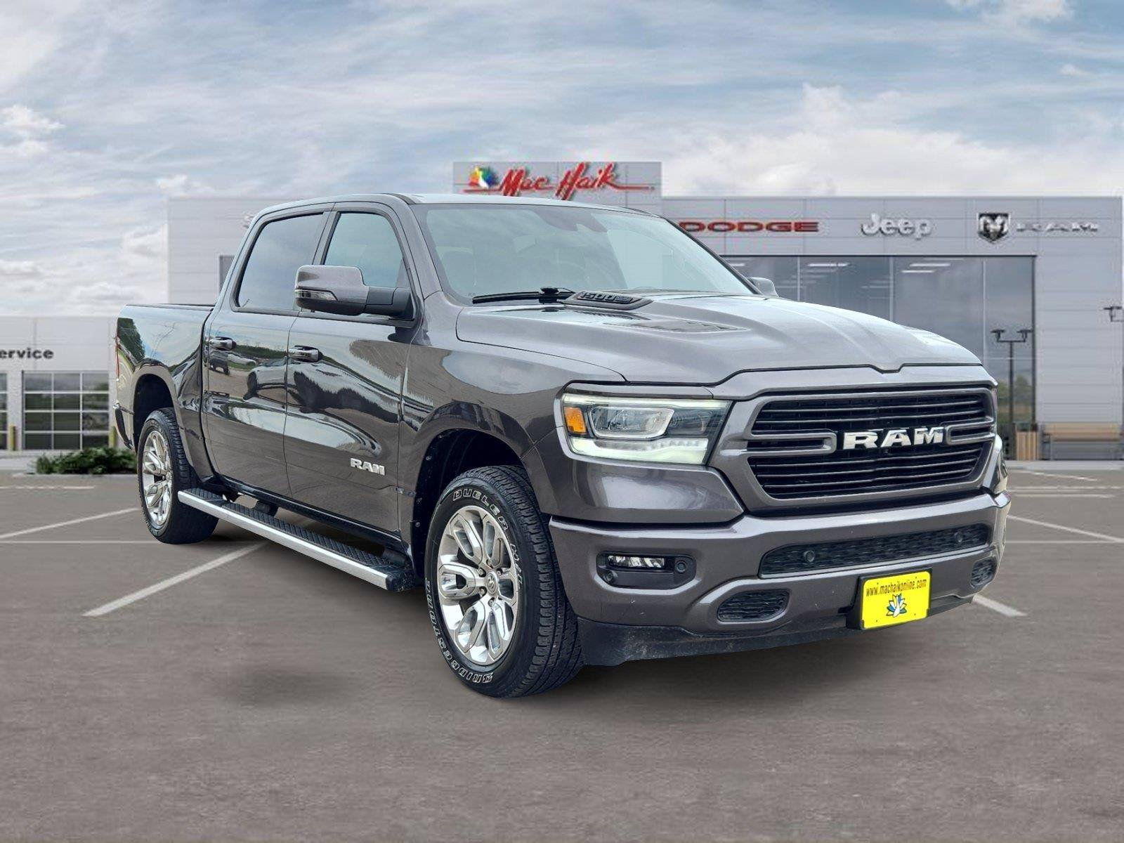 Used 2023 RAM 1500 Laramie AWD/4WD image 7