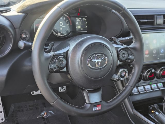 Used 2025 Toyota GR86 Premium w/ Performance Package RWD image 12