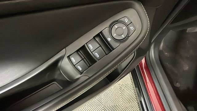 Used 2024 Buick Encore GX Sport Touring FWD image 11
