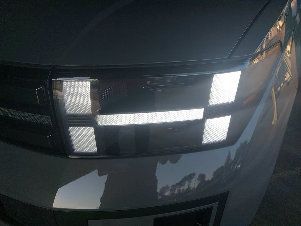 New 2026 Hyundai Santa Fe Limited FWD image 33